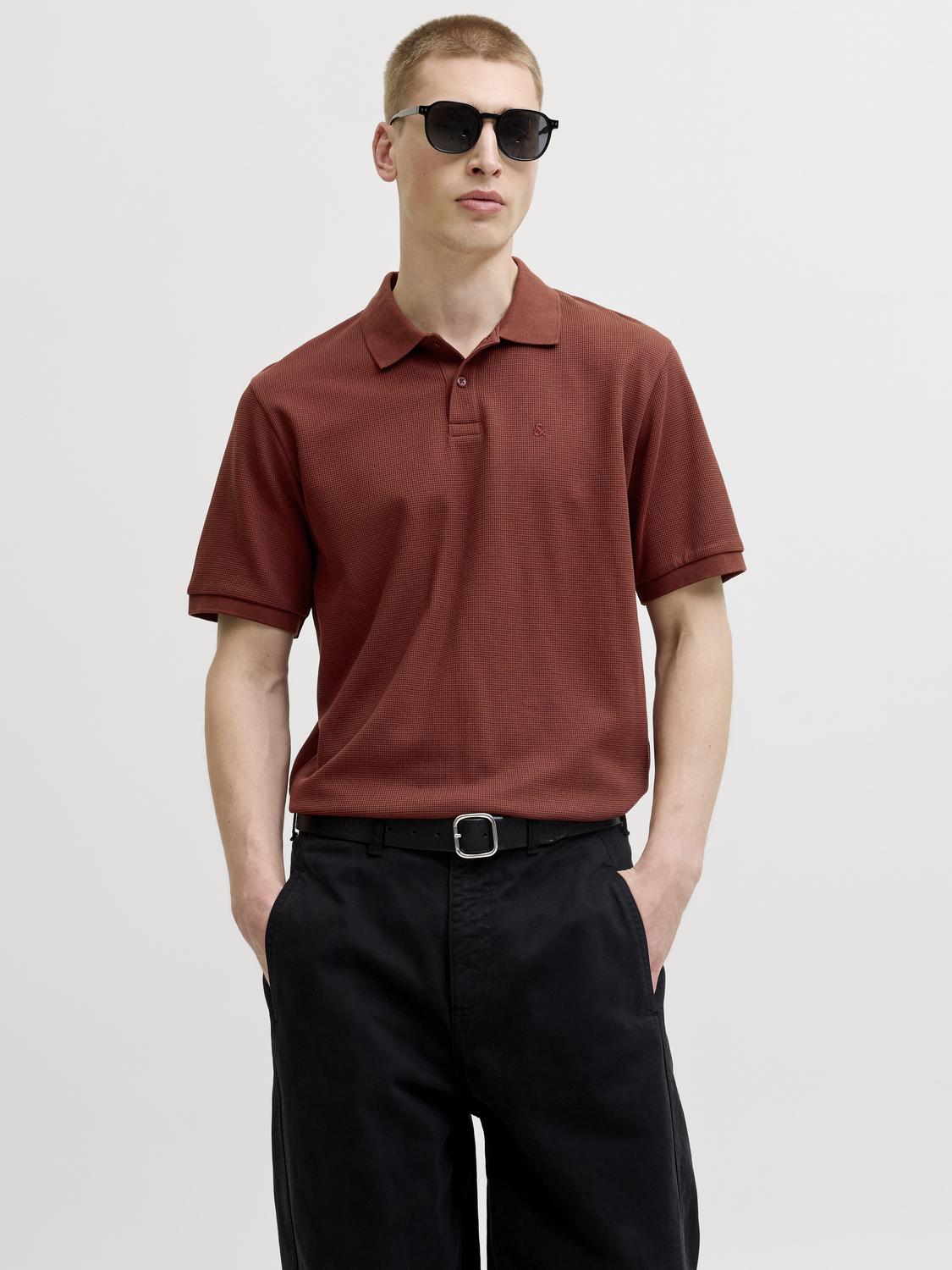 model_shot-front